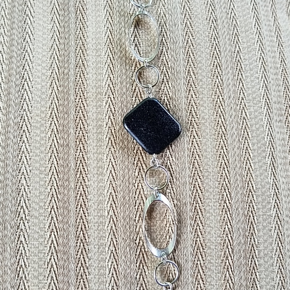 Necklace - Picture 3 of 4